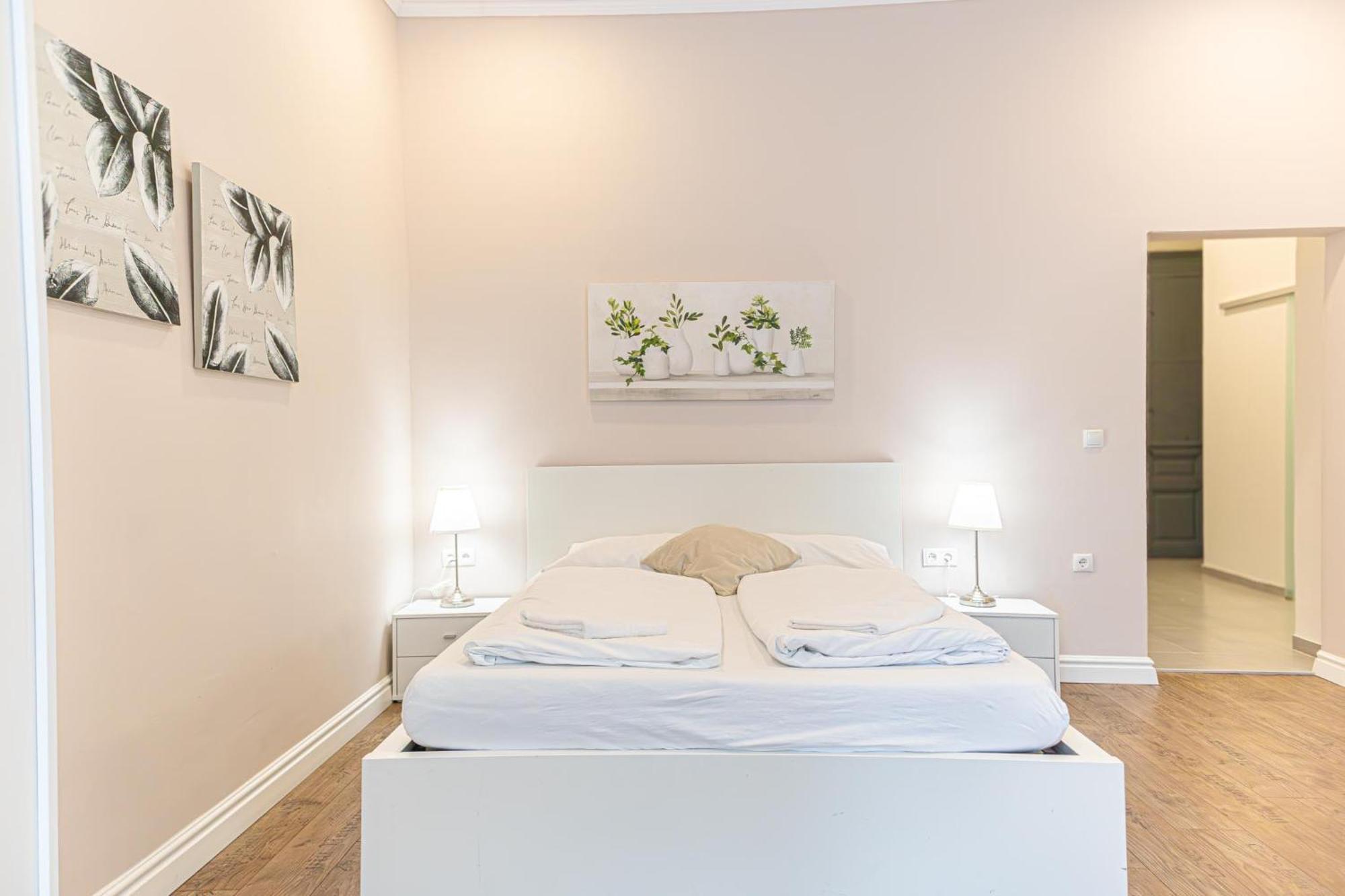 Stylish Studio Apartment Wiener Stadthalle Viena Exterior foto