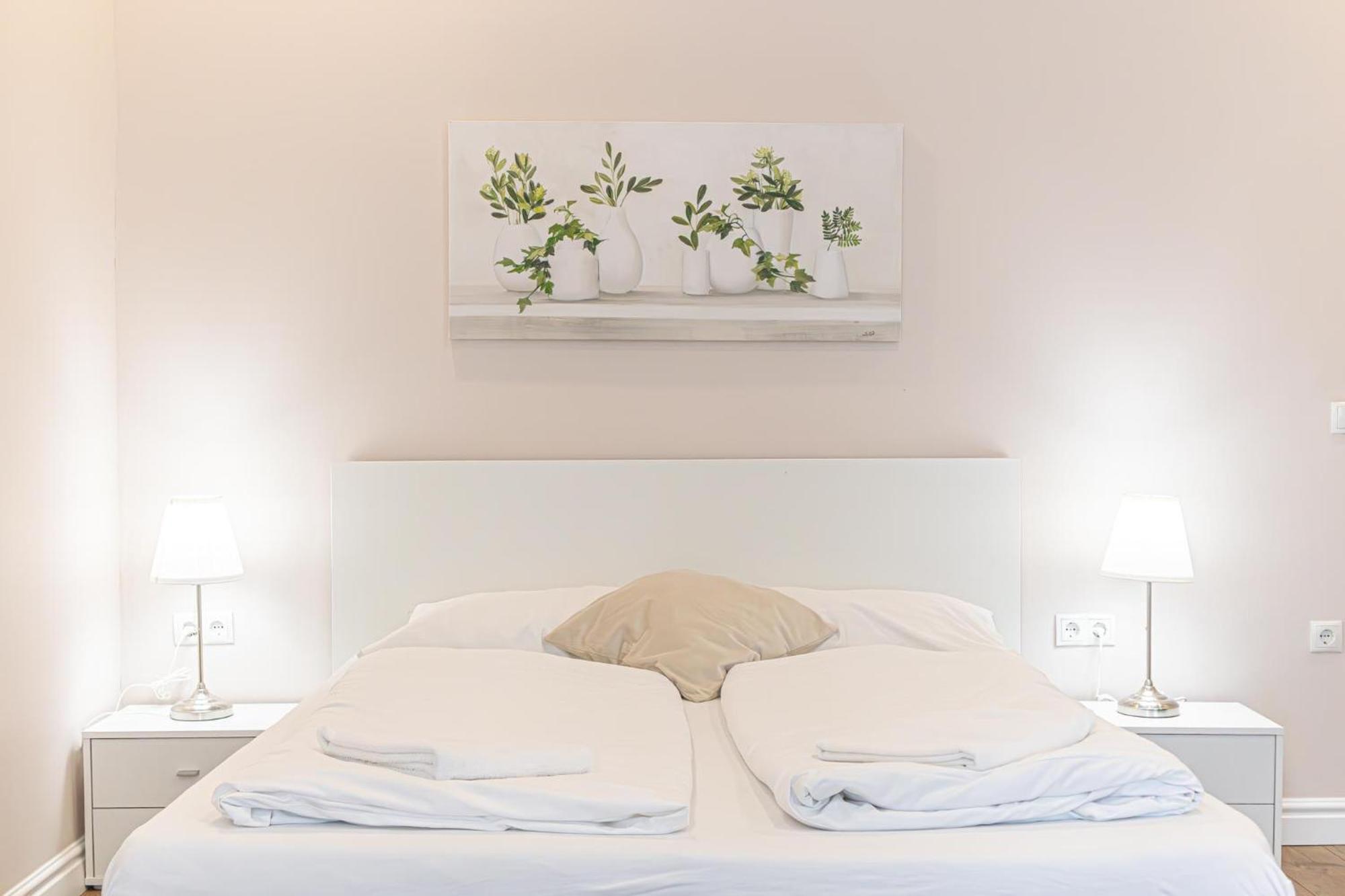 Stylish Studio Apartment Wiener Stadthalle Viena Exterior foto